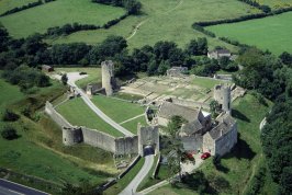 Farleigh Hungerford Castle Farleigh Hungerford Castle, Jasmine Cottage self catering holiday accommodation, near Bath, Wiltshire