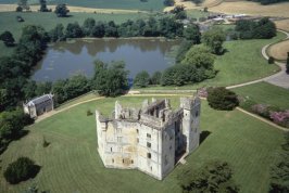 Old Wardour Castle, Salisbury, Wiltshire Old Wardour Castle, Salisbury, Wiltshire, Jasmine Cottage self catering holiday accommodation, near Bath, Wiltshire