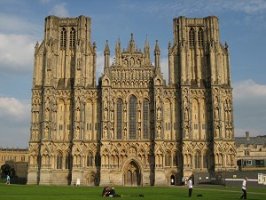 Wells Cathedral, Jasmine Cottage self catering holiday accommodation, near Bath, Wiltshire